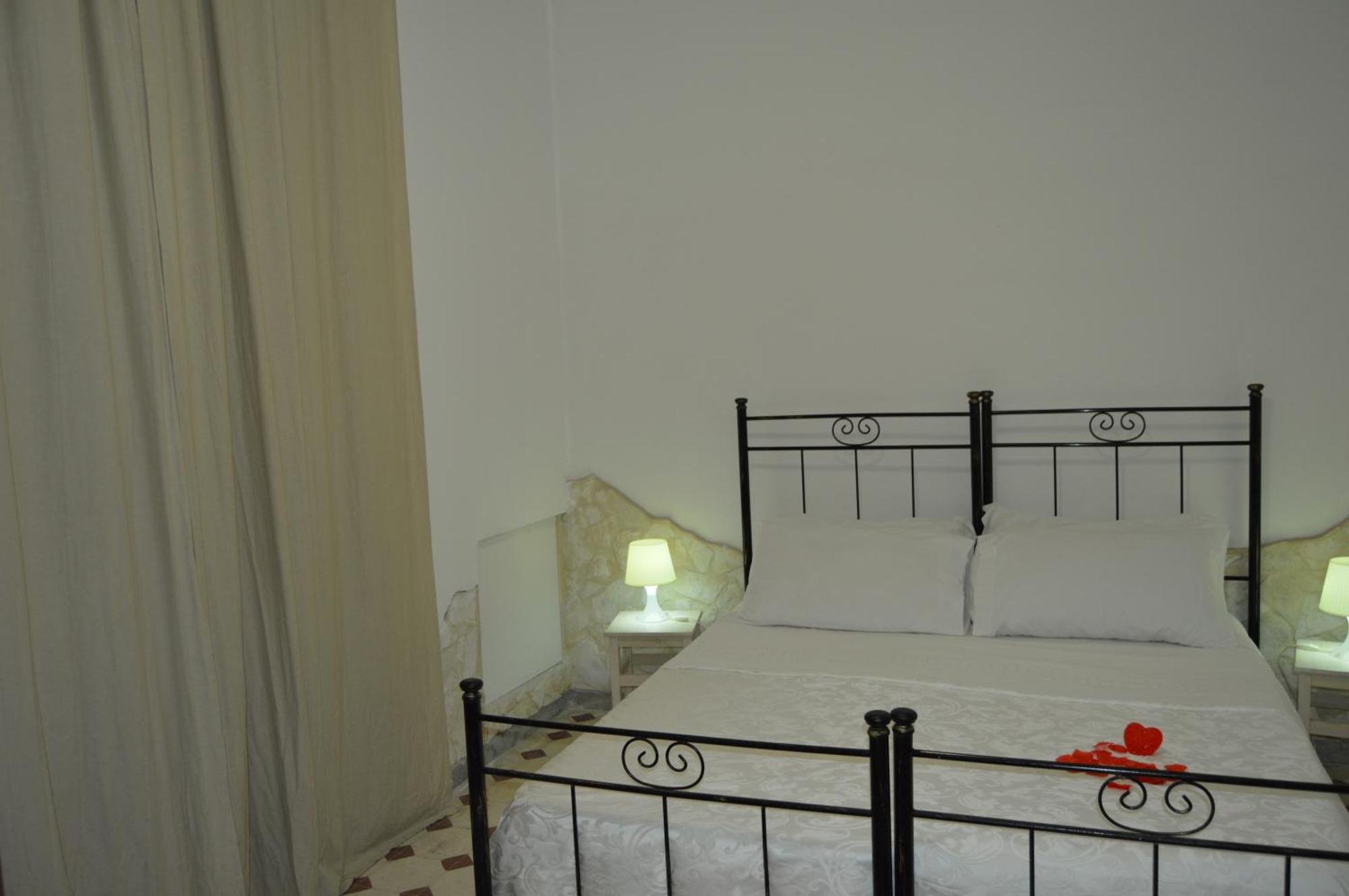 Bed And Breakfast Vecchio Porto Catania Exterior photo